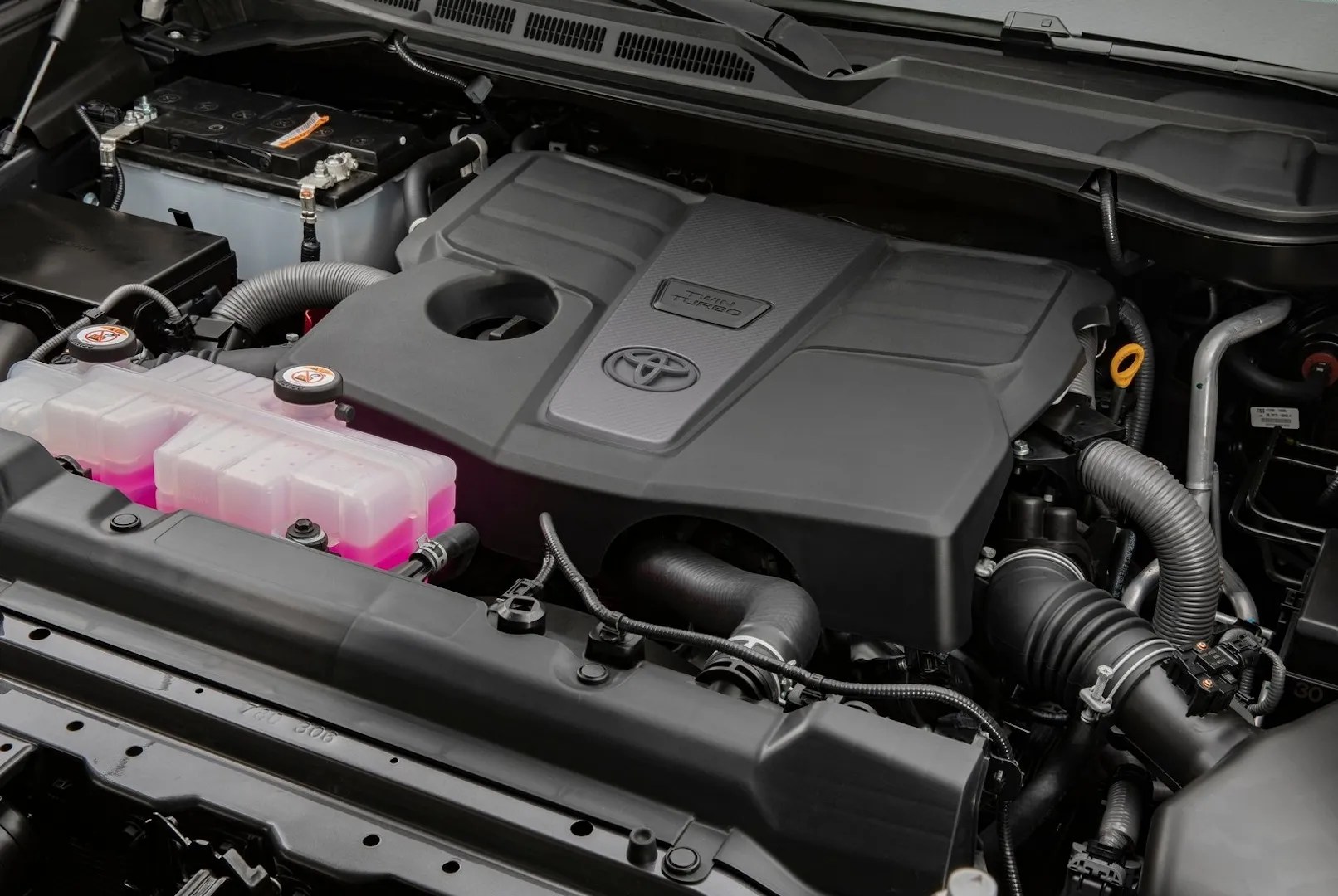WARNING: Toyota Tundra V6 Engines At Risk Of Sudden Stalling
