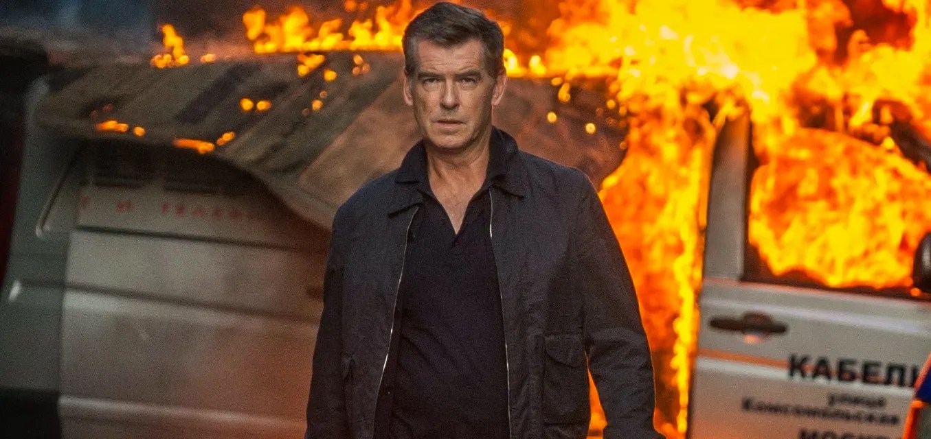 Pierce Brosnan Turned Down Tim Burton's 'Batman' CBR