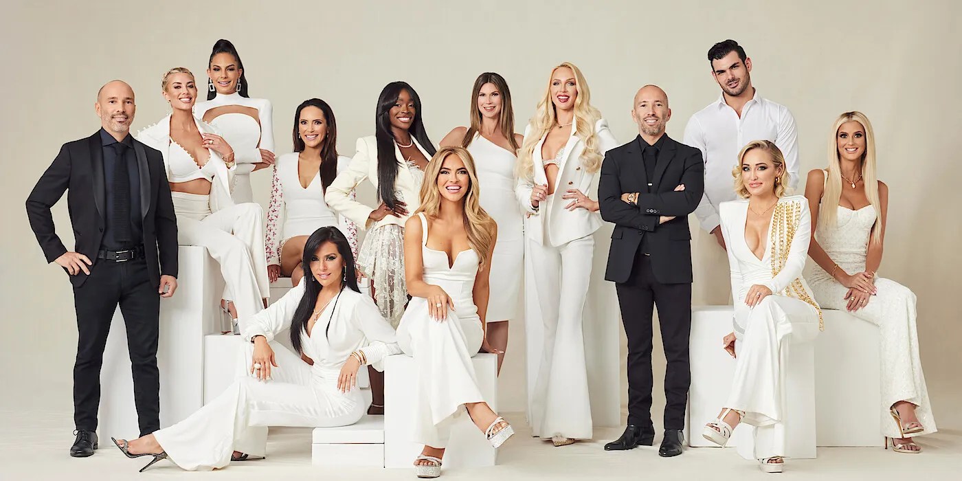 &lsquo;Selling Sunset&rsquo; S6 Cast pose in black and white ensembles for promotional photo