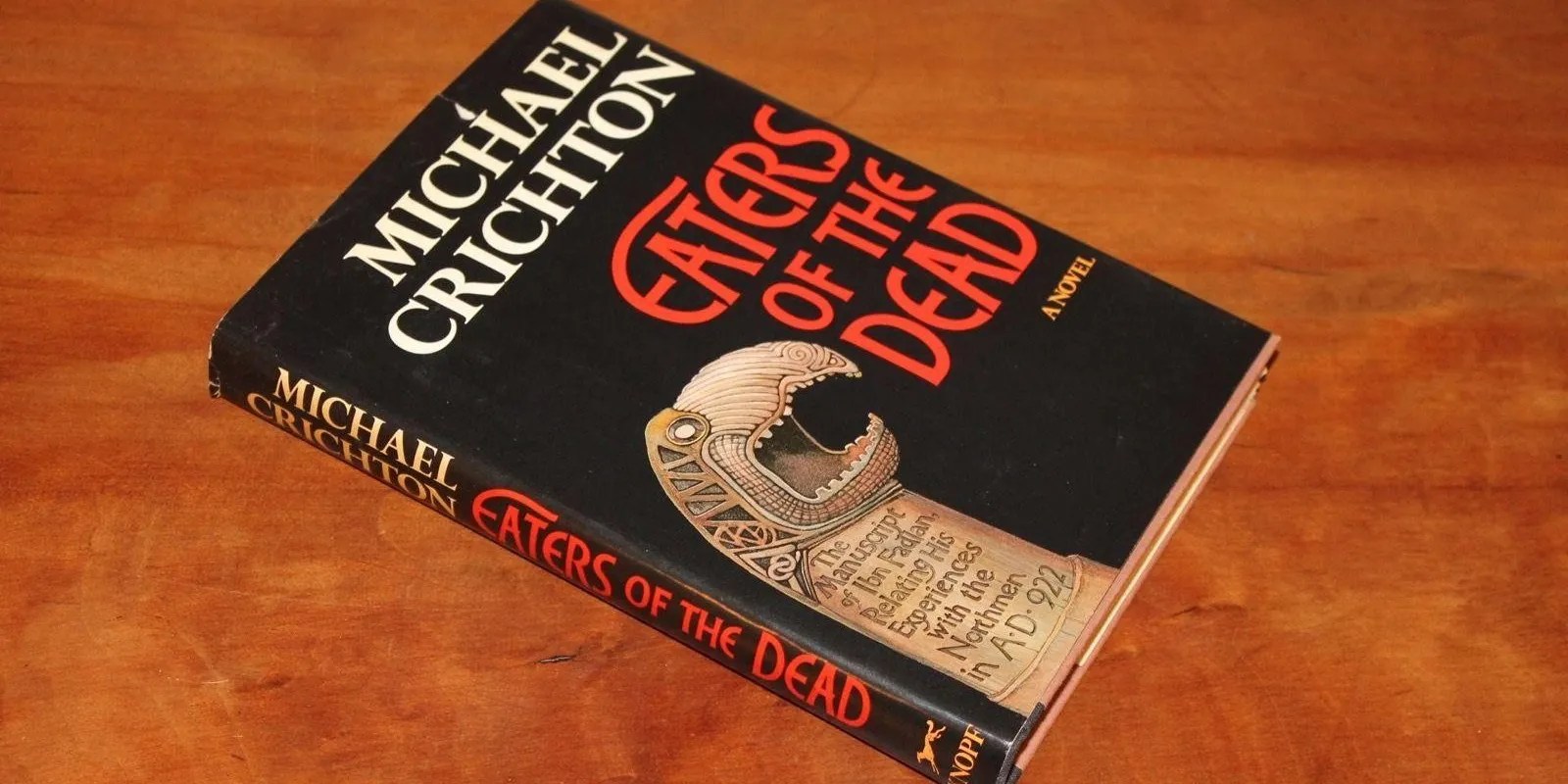 Michael Crichton&rsquo;s Novel Eaters of the Dead