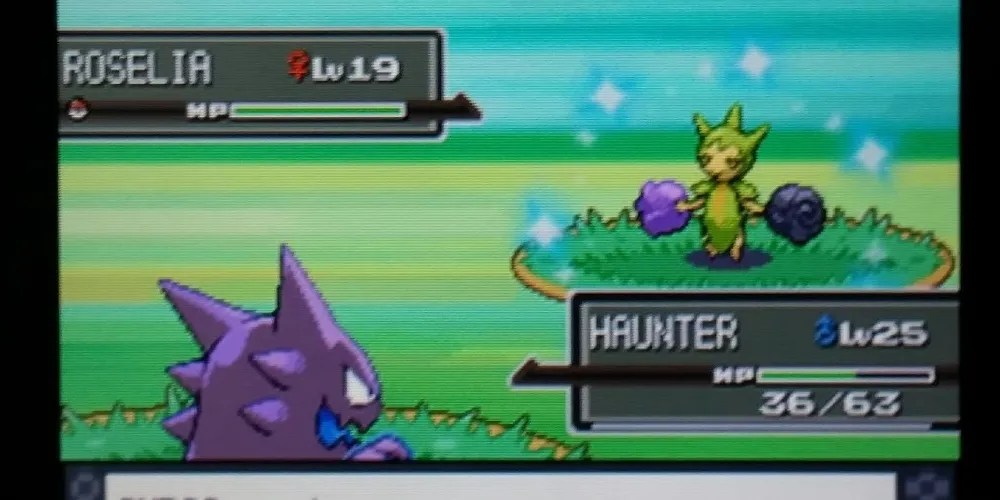 Shiny Roselia vs Haunter.