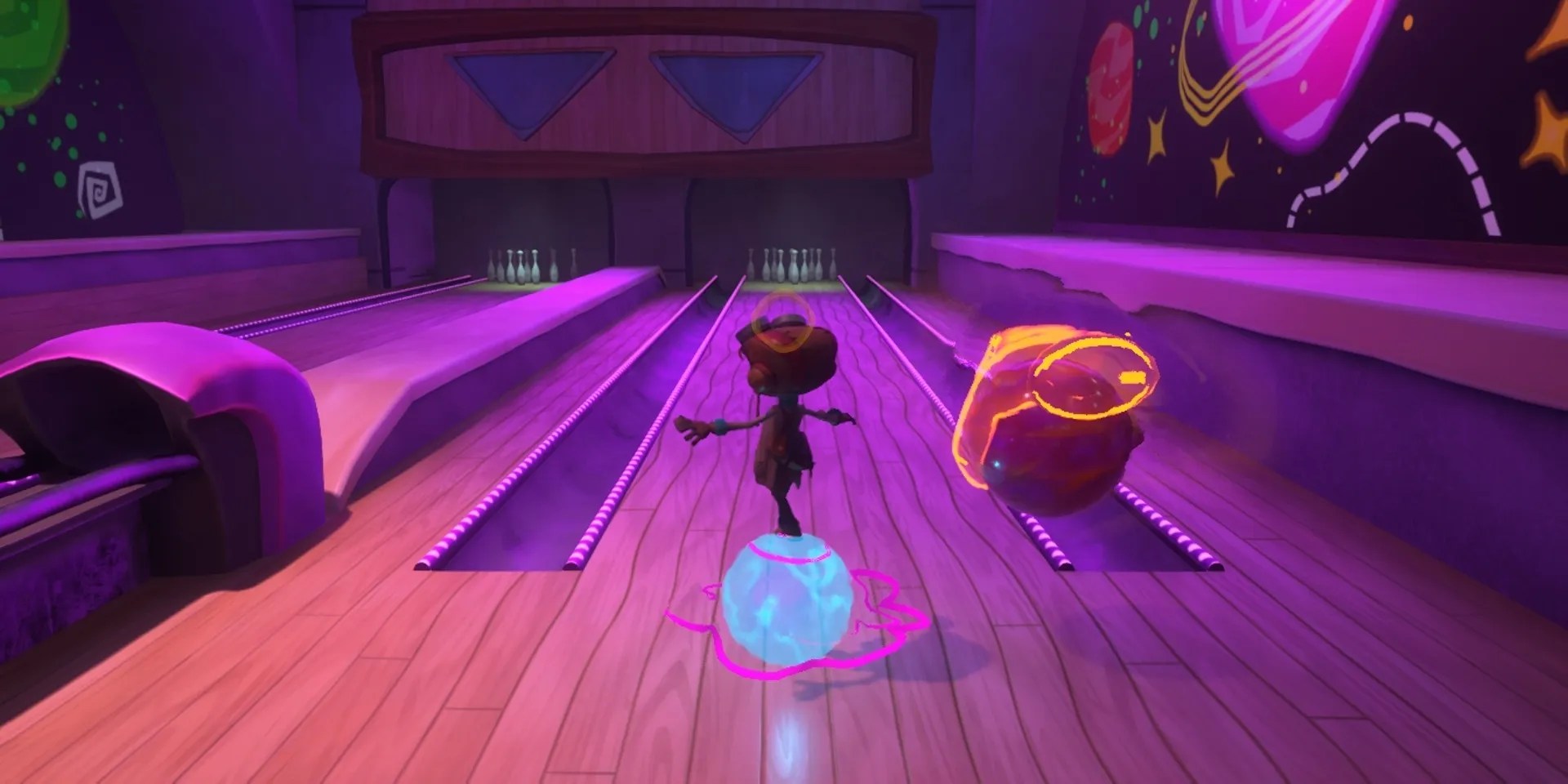 Raz throwing a bowling ball in Psychonauts 2