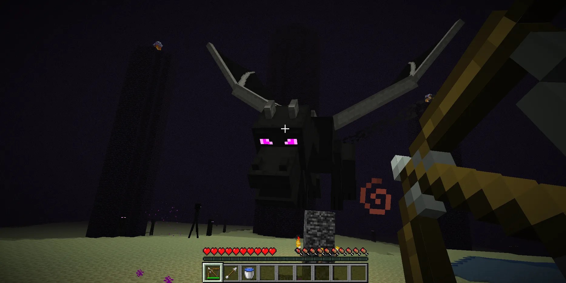 Player aiming at the dragon&rsquo;s head in Minecraft