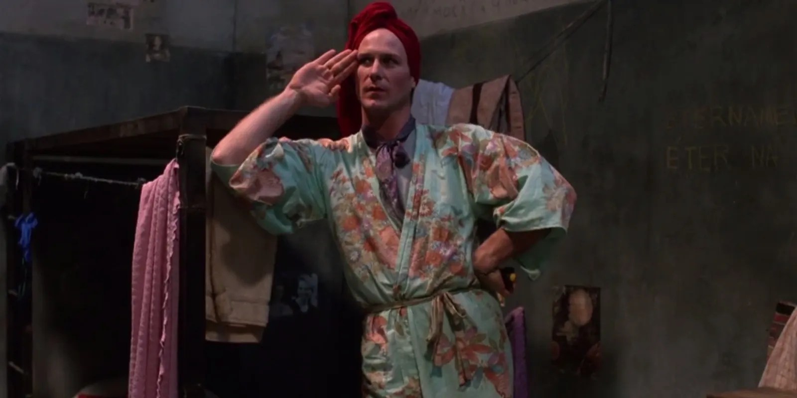 Kiss of the Spider Woman William Hurt prison interior