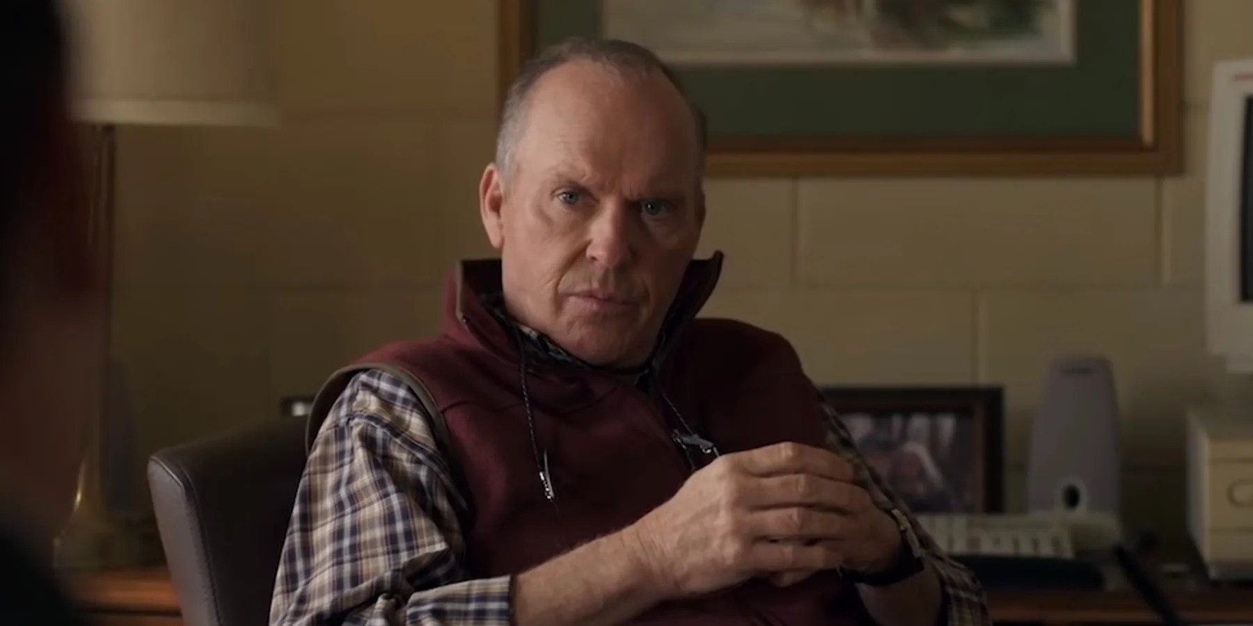 Dr. Samuel Finnix (Michael Keaton) in Hulu&rsquo;s Dopestick