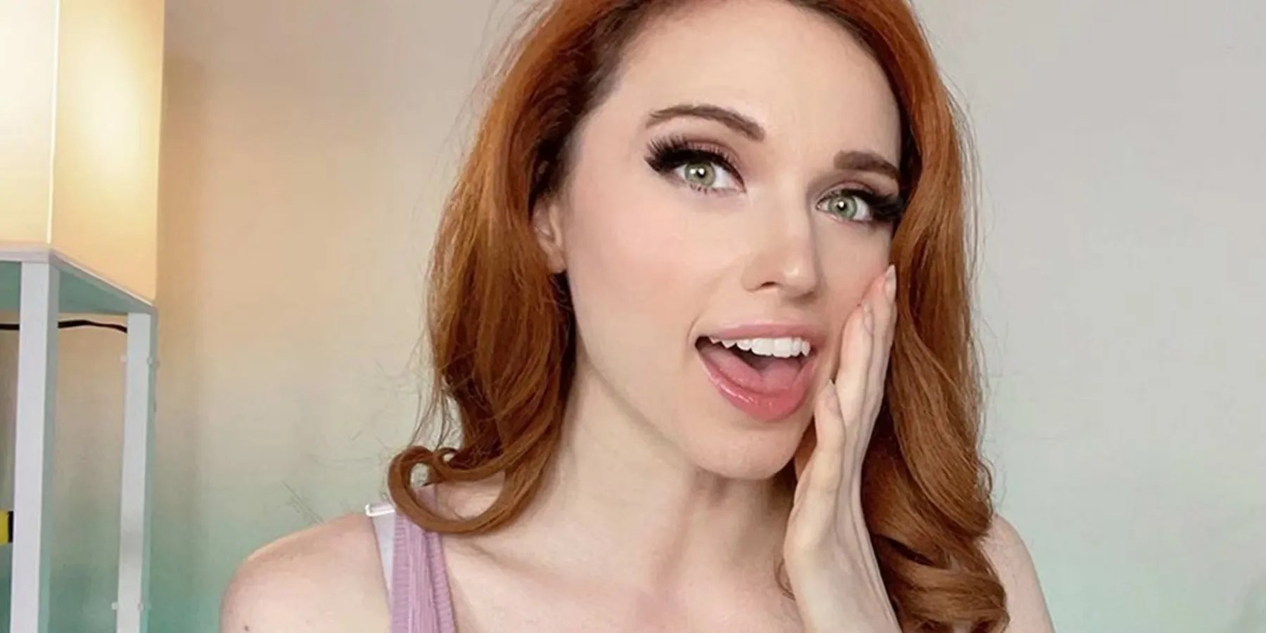 Amouranth Reveals How Much She's Made from Activision Blizzard Stock(04)