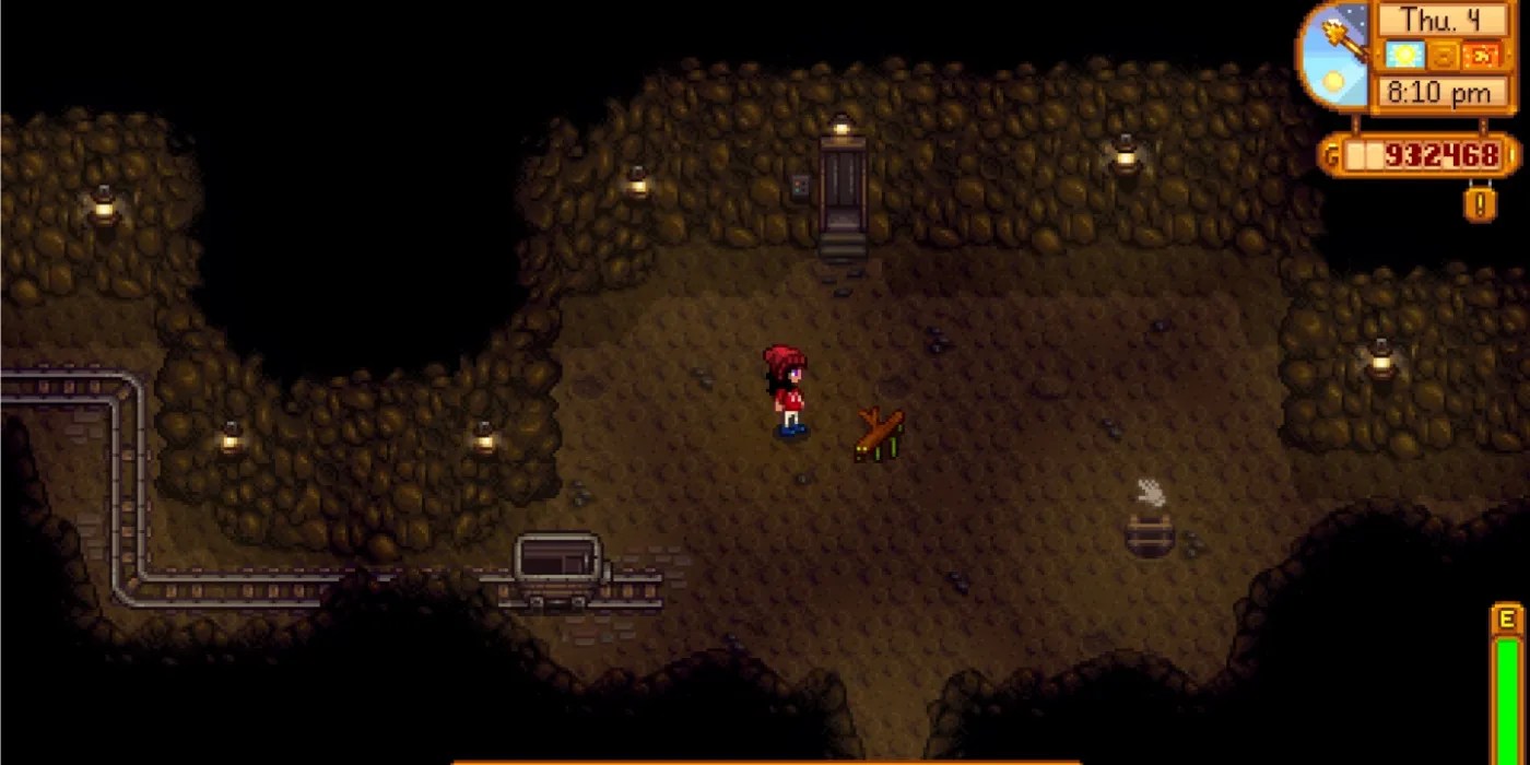 Stardew Valley Stick Bug in the Mines about to attack player