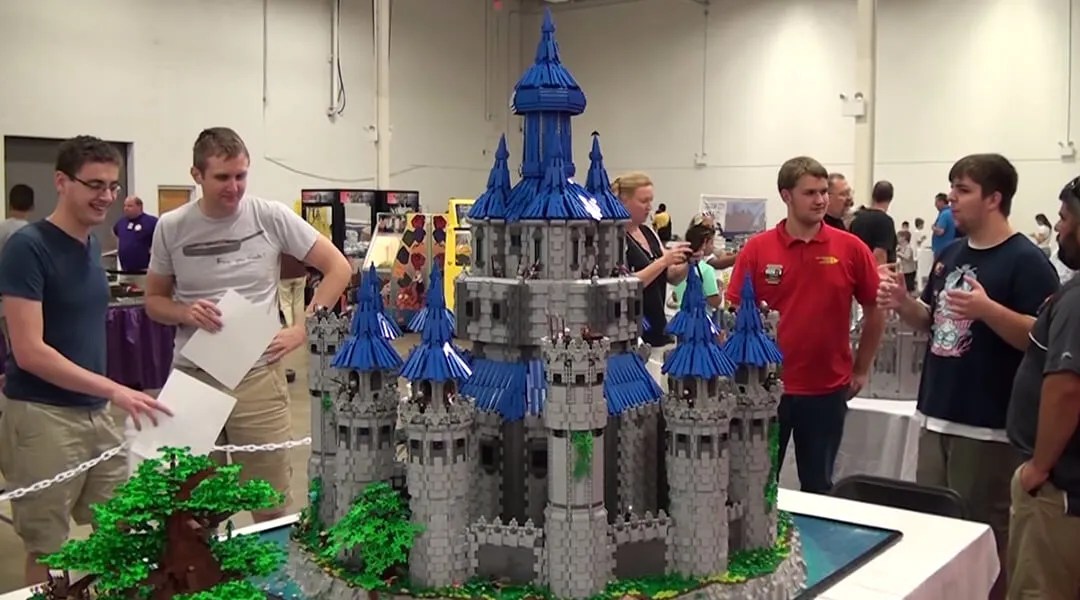 Fan Builds Hyrule Castle Out of Lego Game Rant