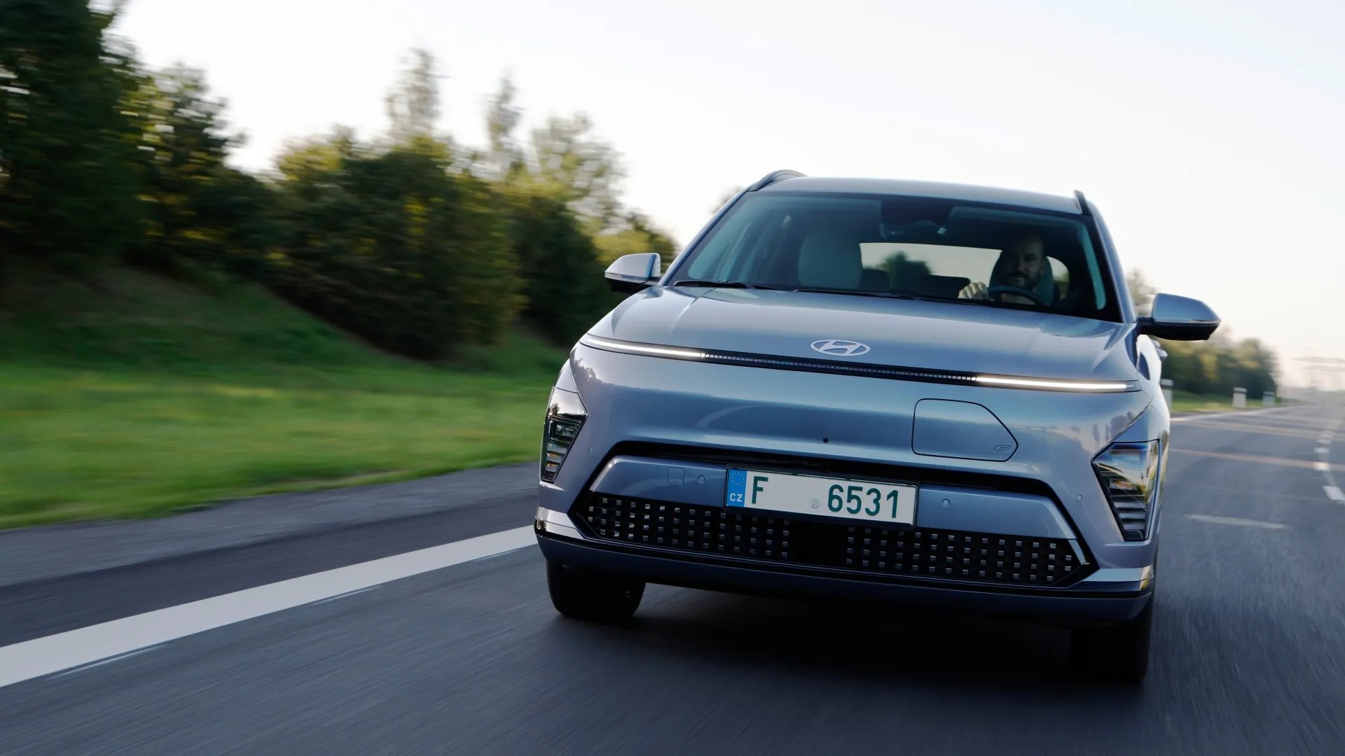 Head-on action shot of a 2025 Hyundai Kona