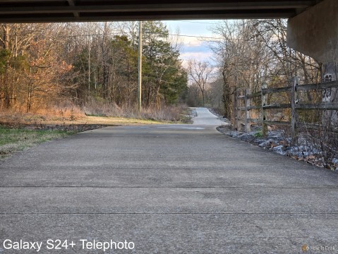 Samsung-Galaxy-S24-Plus-Outdoor-Camera-Comparison