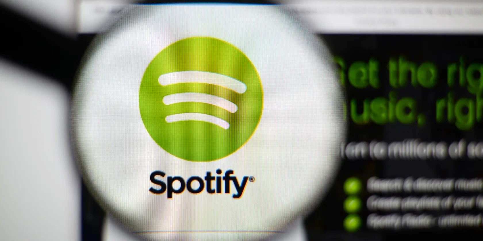 What to Do When Spotify Keeps Pausing After Ads MakeUseOf