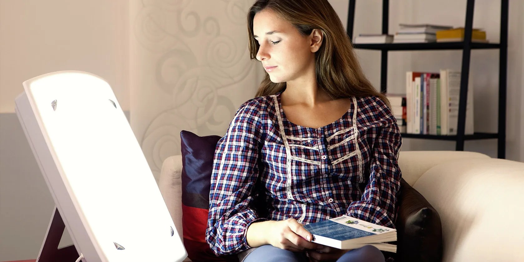 It affects the body's natural daily cycles, or circadian rhythms. The 5 Best Sunlight Lamps for Winter Depression and Light ...