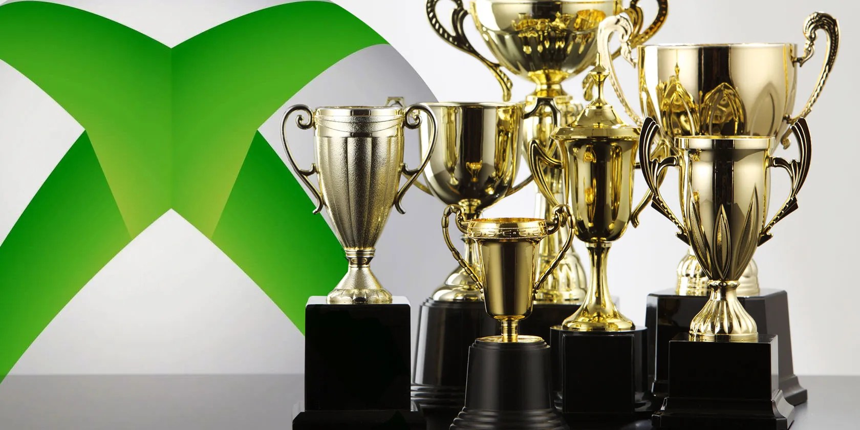 Xbox logo with trophies