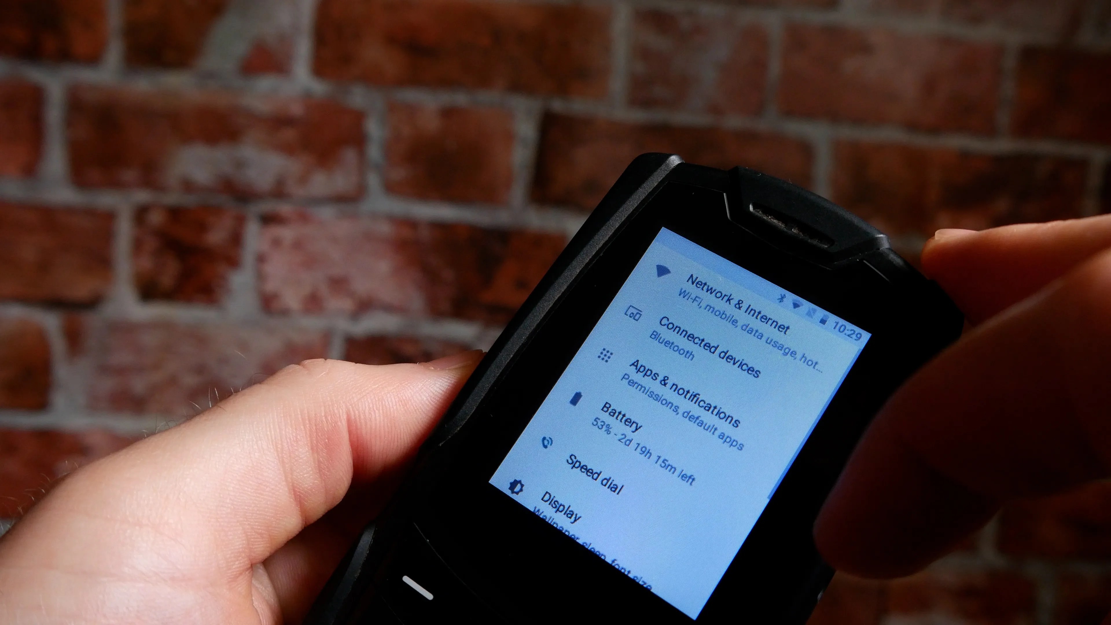 AGM M7: The Unsmashable Anti-Smartphone