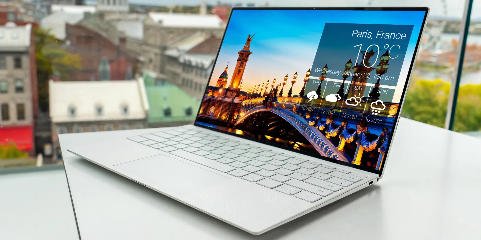 Windows laptop showing location as Paris