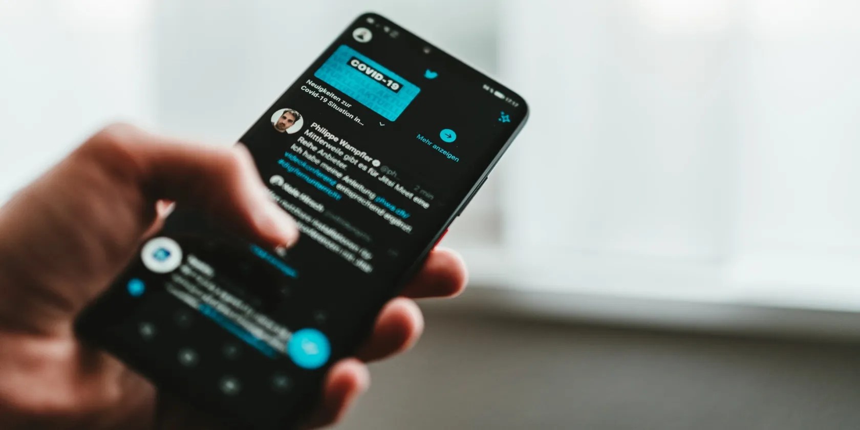 Twitter app on mobile phone