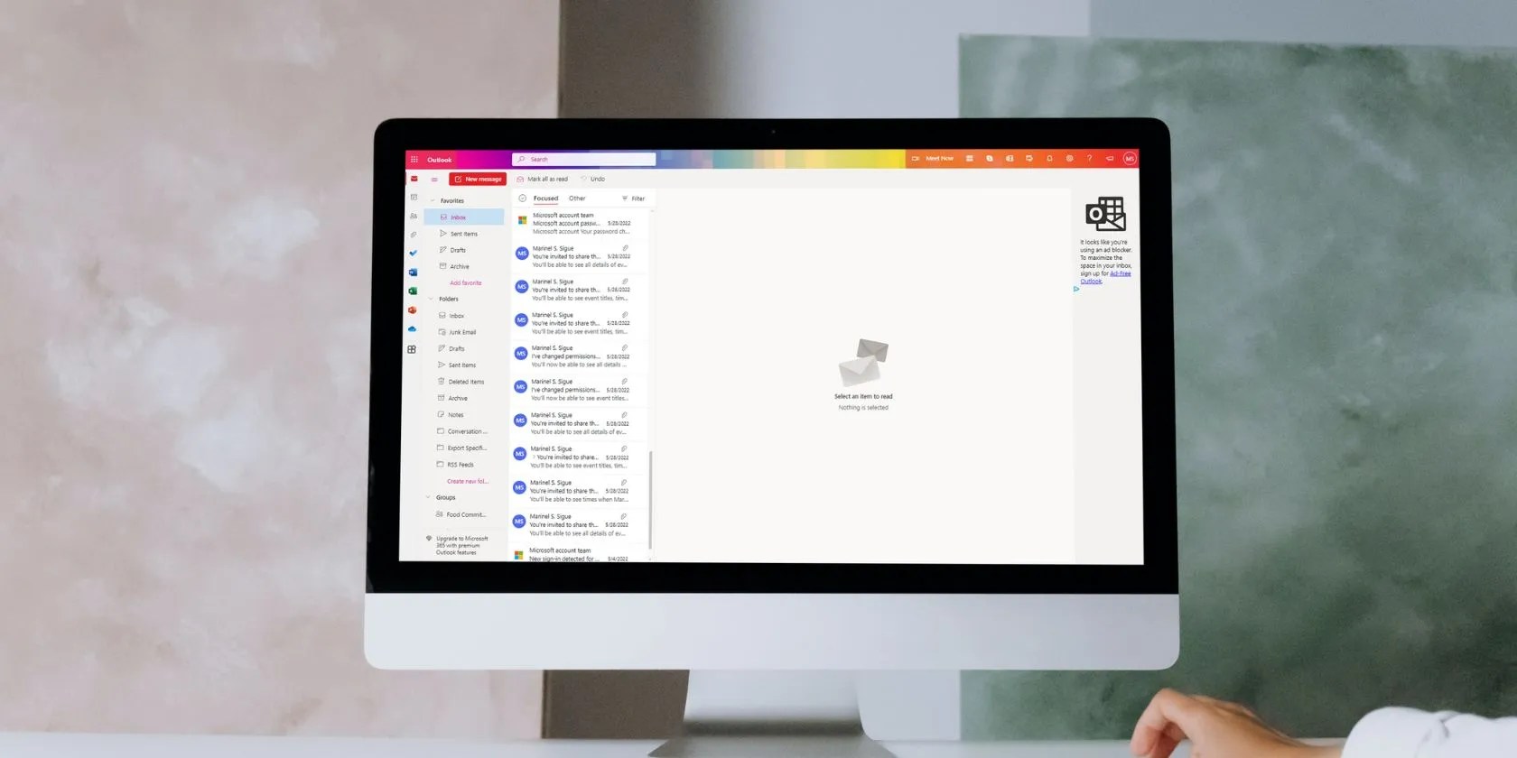 outlook inbox in monitor