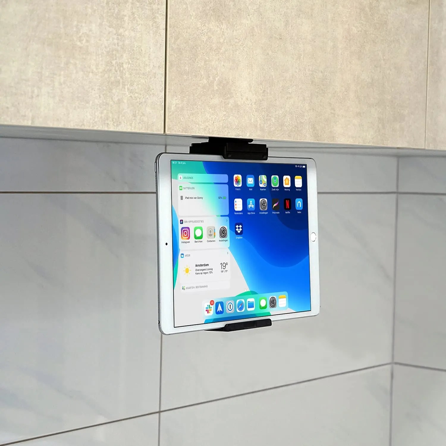 The Best Tablet Mounts for Your Kitchen
