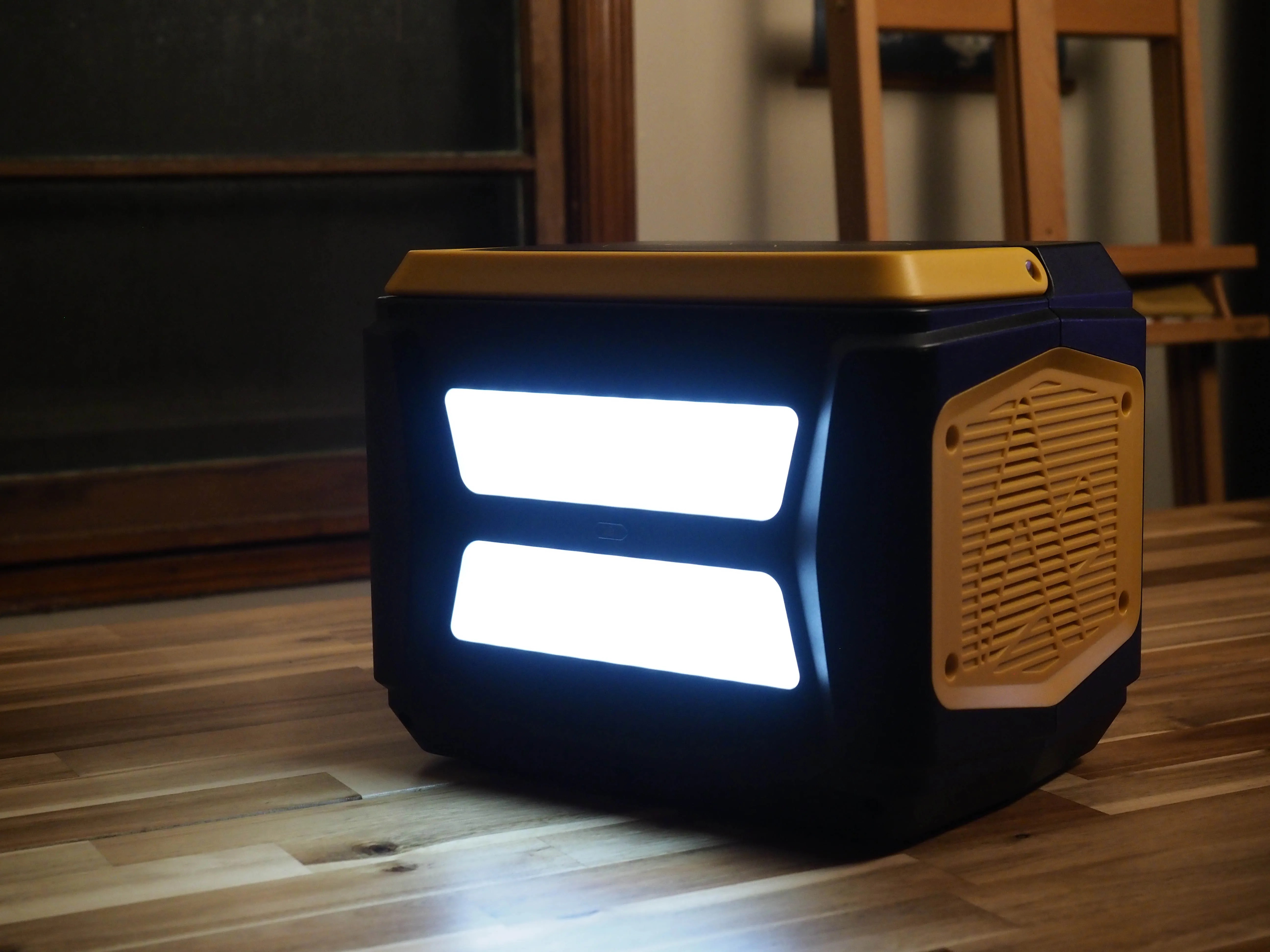 AlphaESS BlackBee 1000 Review: Well-Rounded Back-Up and Emergency Power