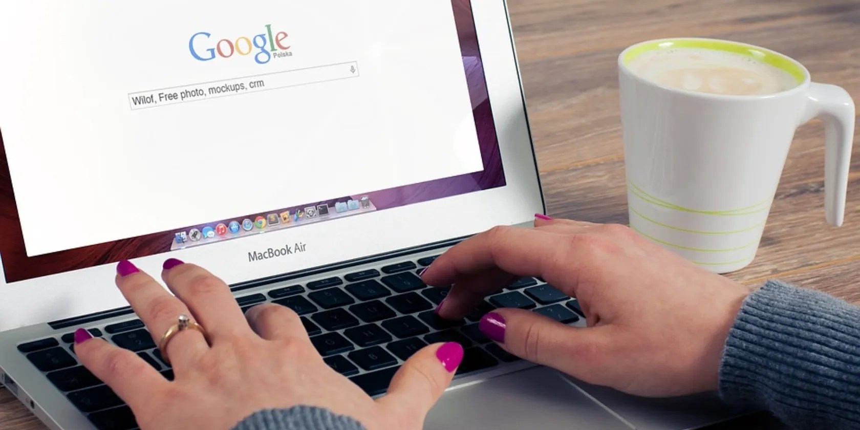 a lady using macos on a macbook air