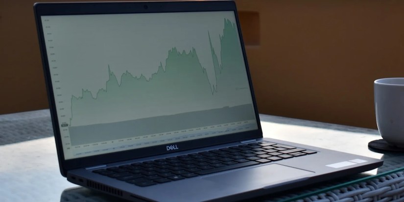 an line chart on a laptop screen