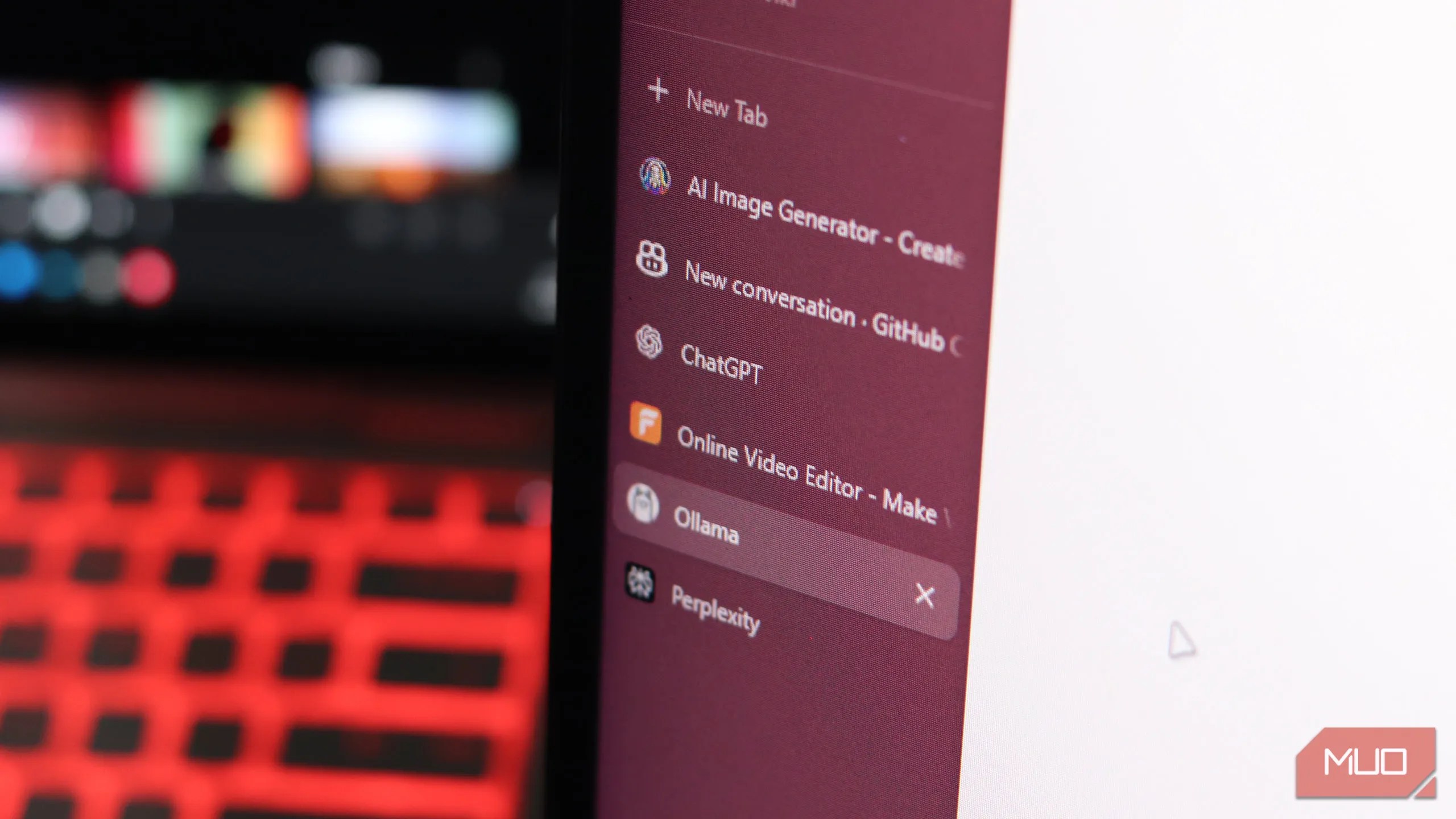 AI Chatbots open in multiple tabs