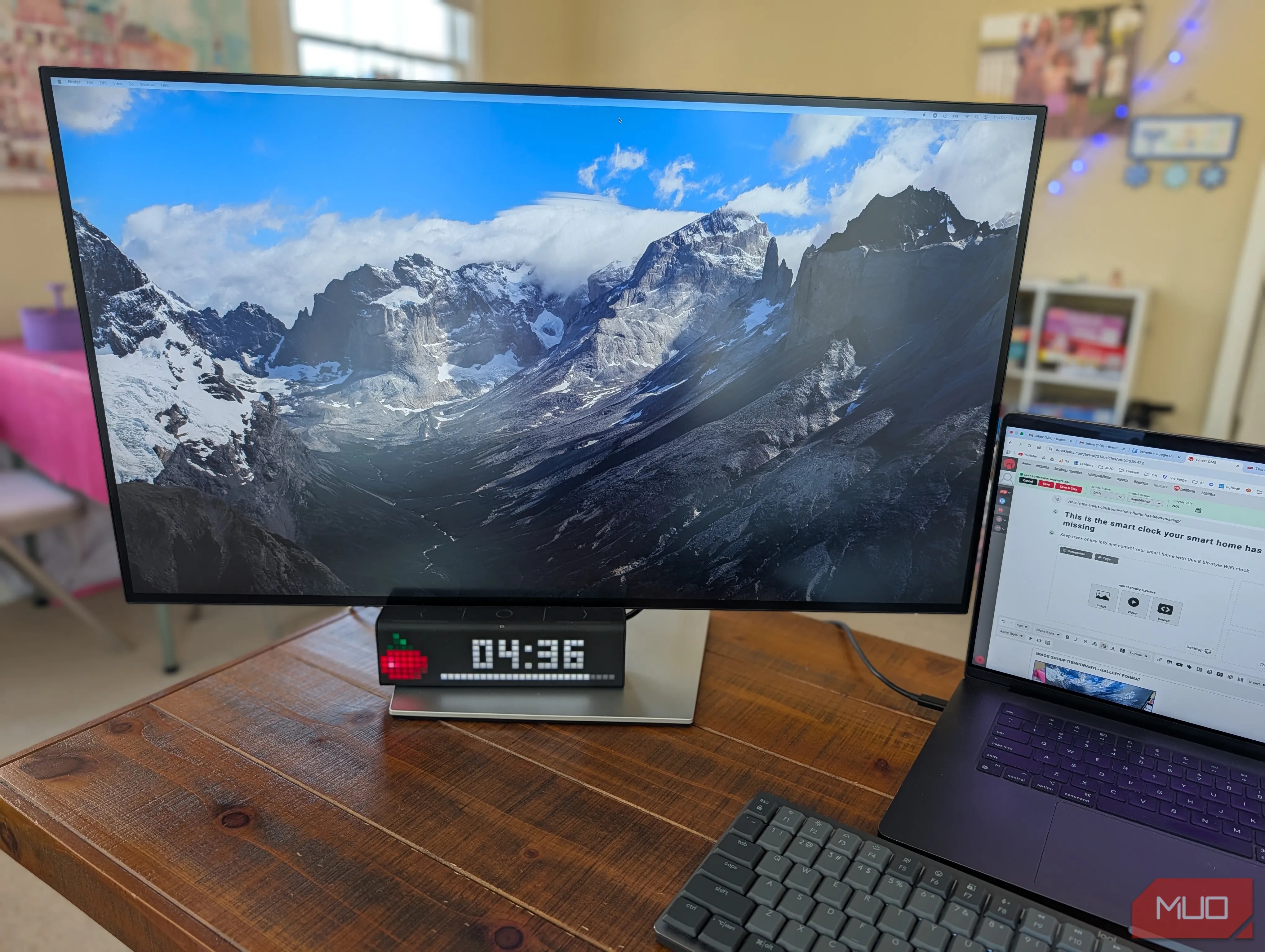 This is the smart clock your smart home has been missing