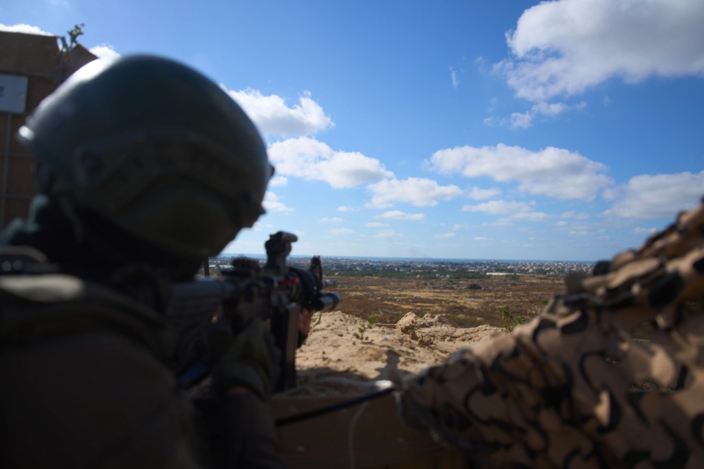 Israeli Soldiers Share Rare Accounts from Gaza, Describing Ongoing Killings Despite the Ceasefire Israeli Soldiers Share Rare Accounts from Gaza, Describing Ongoing Killings Despite the Ceasefire