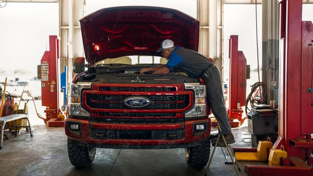 Trump Got Involved In The Right To Repair Saga, And You Might Actually Agree With Him Trump Got Involved In The Right To Repair Saga, And You Might Actually Agree With Him