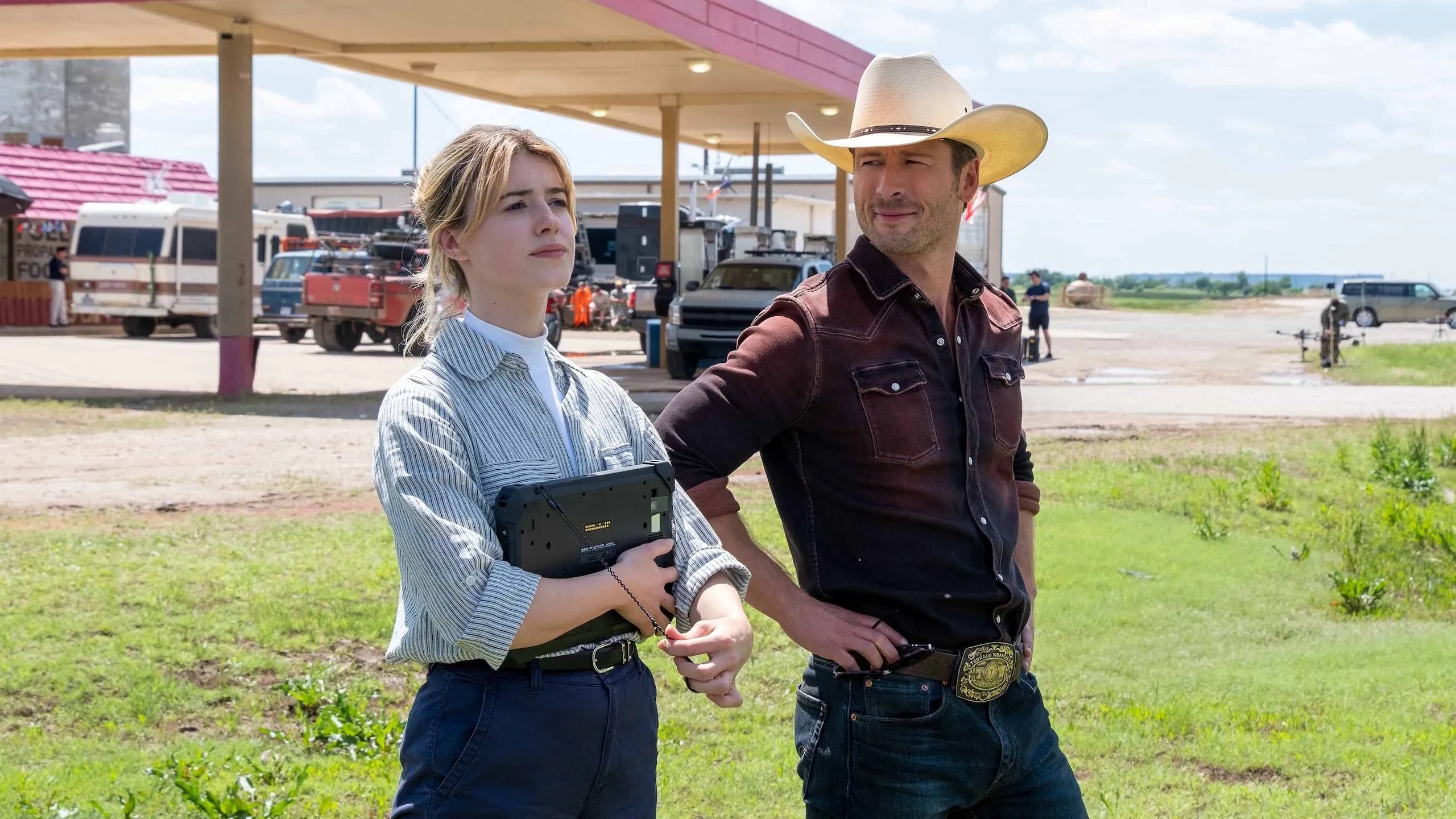 How Twisters connected to the original 1996 Twister