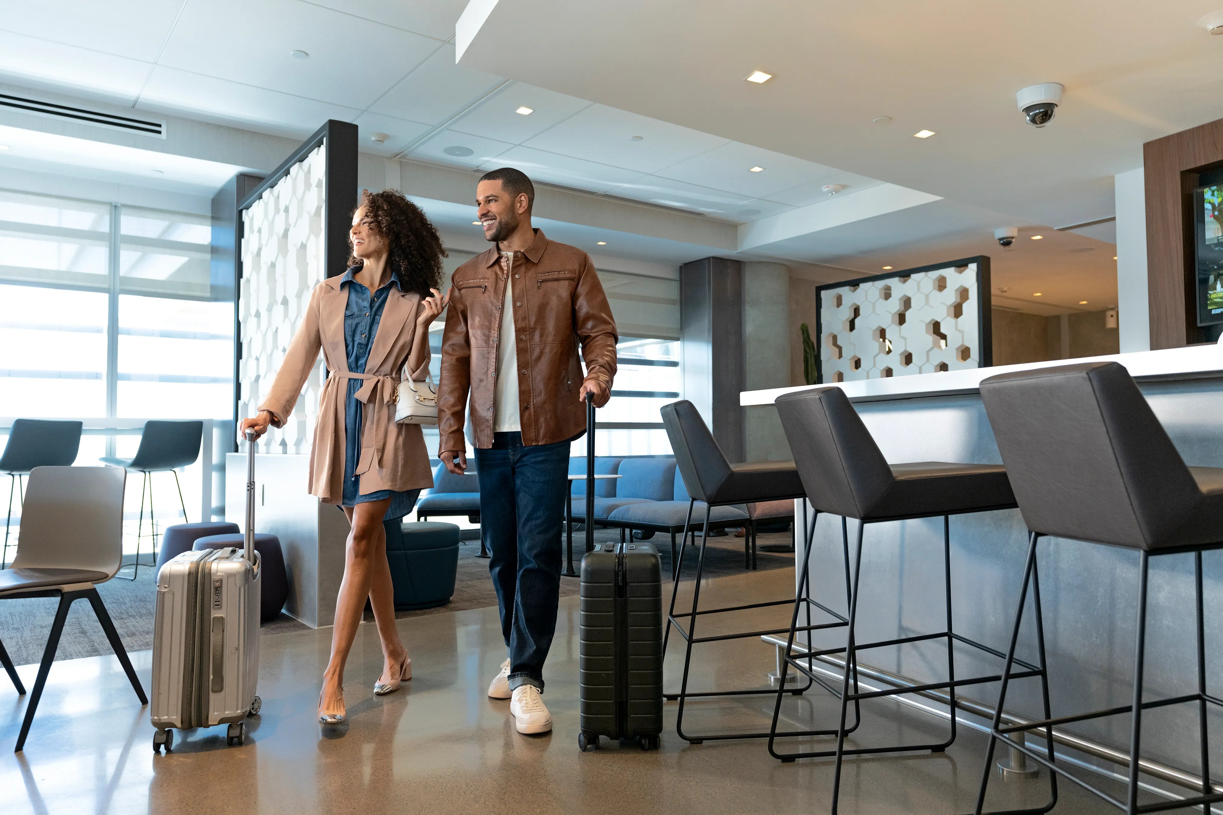 United Airlines Shows Off New Phoenix Club Ahead Of Next Weeks' Opening