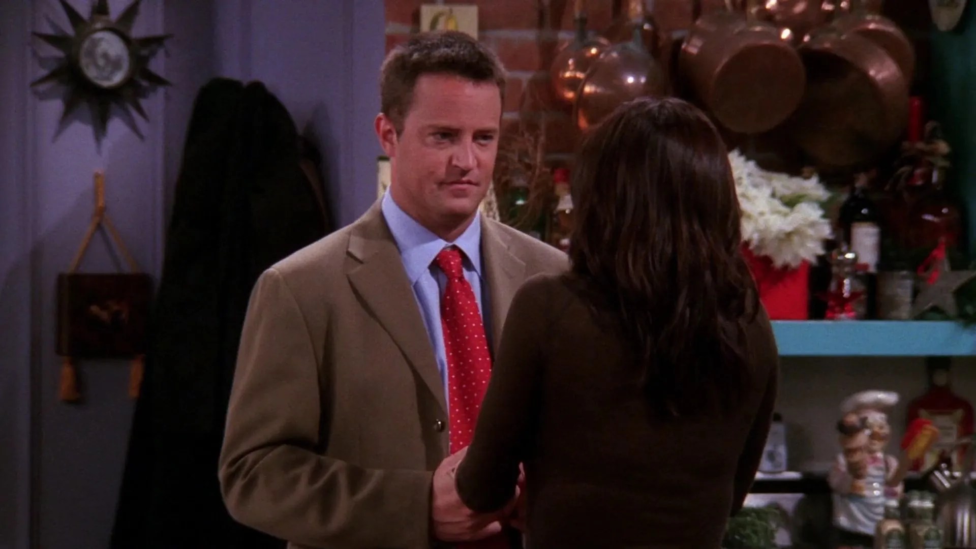 Friends 4 Things Season 1 Chandler Would Hate About Finale Chandler
