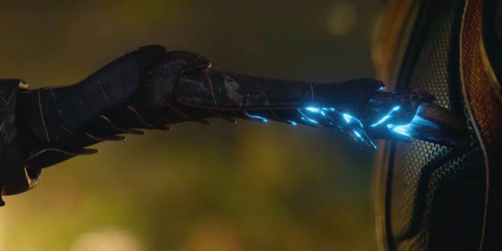 Lost In Space How SAR Was [SPOILER] By Robot