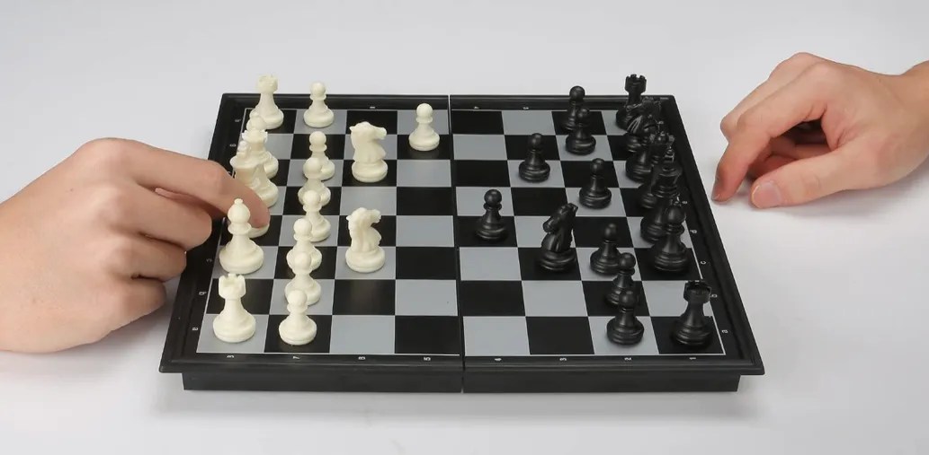 Best Travel Games for Adults (Updated 2022)