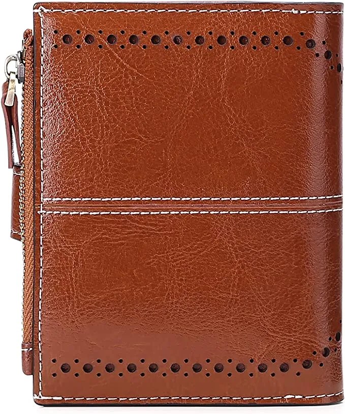 Best Smart Wallets for Women (Updated 2022)