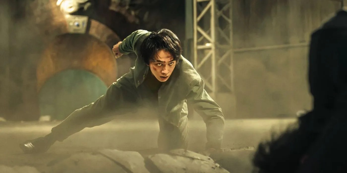 Yusuke Urameshi catches his balance in Yu Yu Hakusho