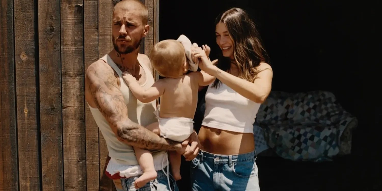 Justin Bieber Drops Shock Album Swag II: Pay attention Now