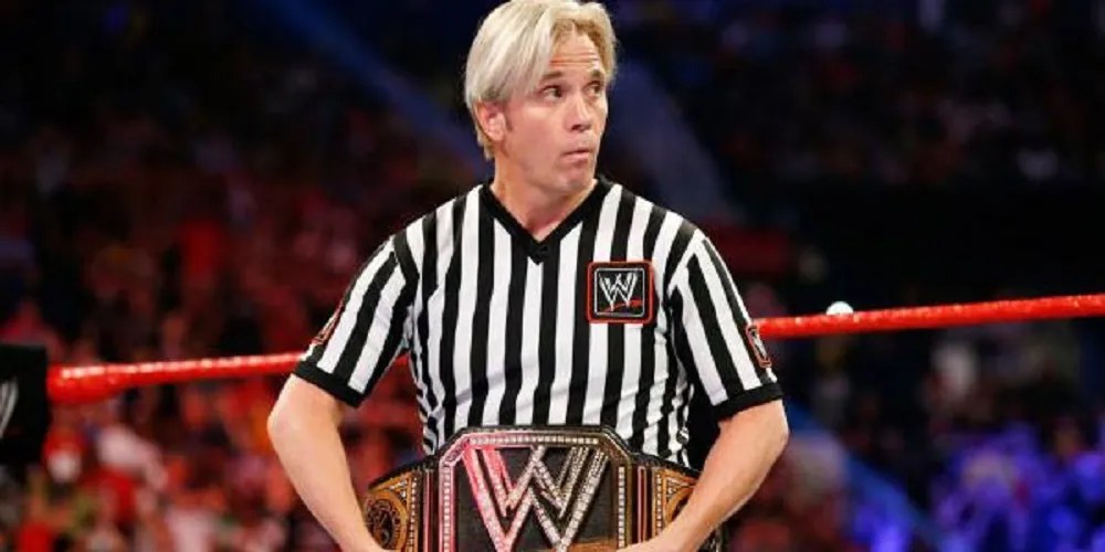 20 Fascinating Facts You Didn’t Know About WWE Referees