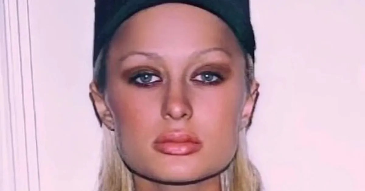 Paris Hilton Fans Send Her Love After She Reveals Traumatic Childhood Snaps