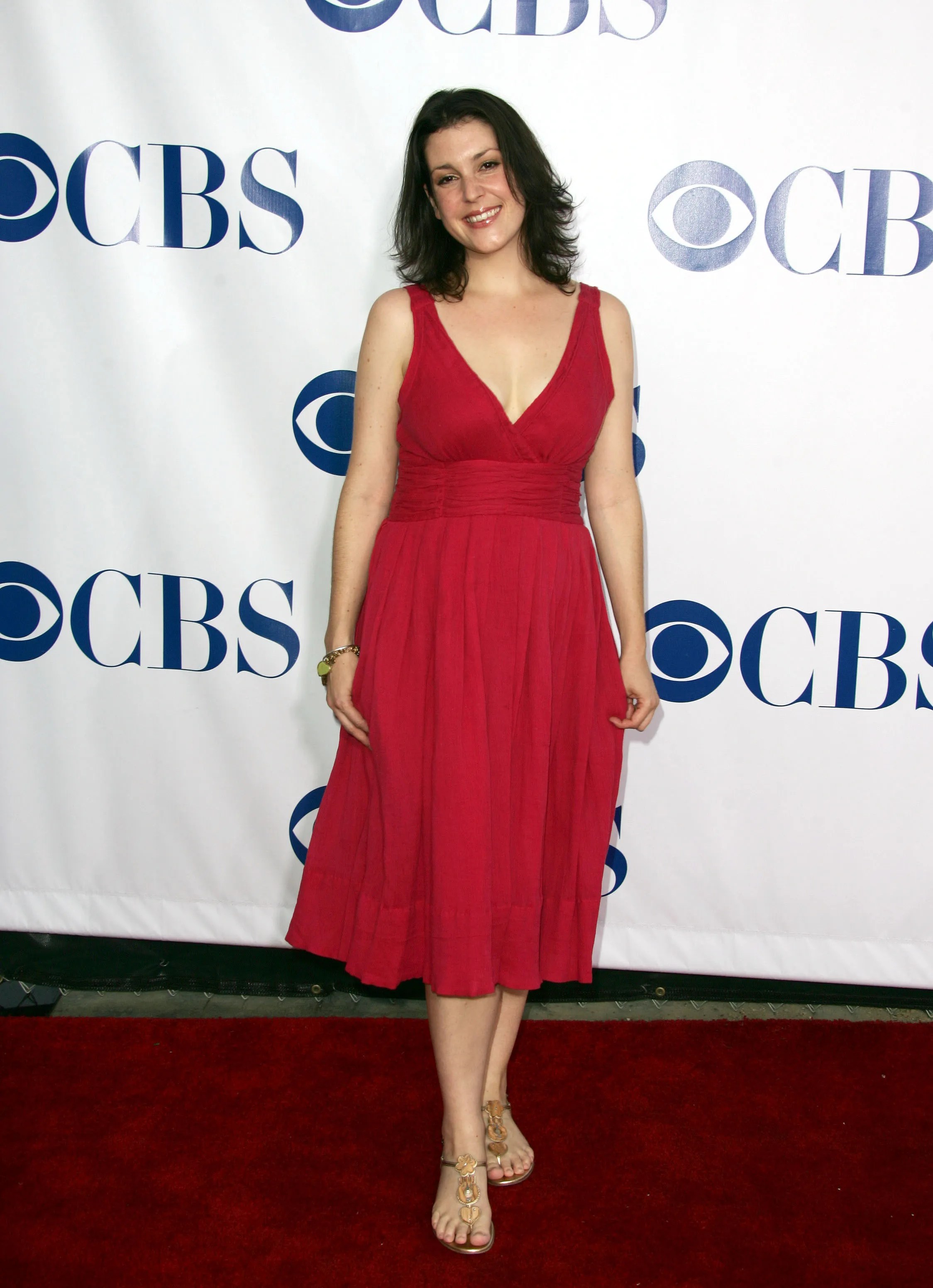 Melanie Lynskey Praised Her Former Co-Star Charlie Sheen And How He'd Get Ready To Shoot Two And