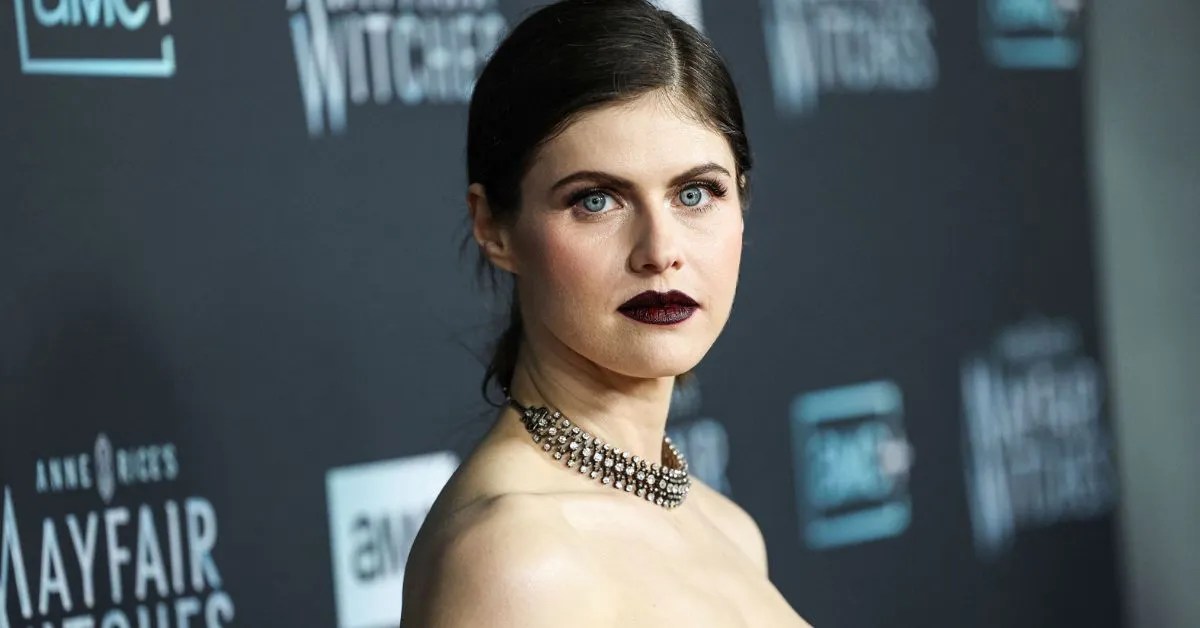 Alexandra Daddario May Not Have Been Paid Well On True Detective But