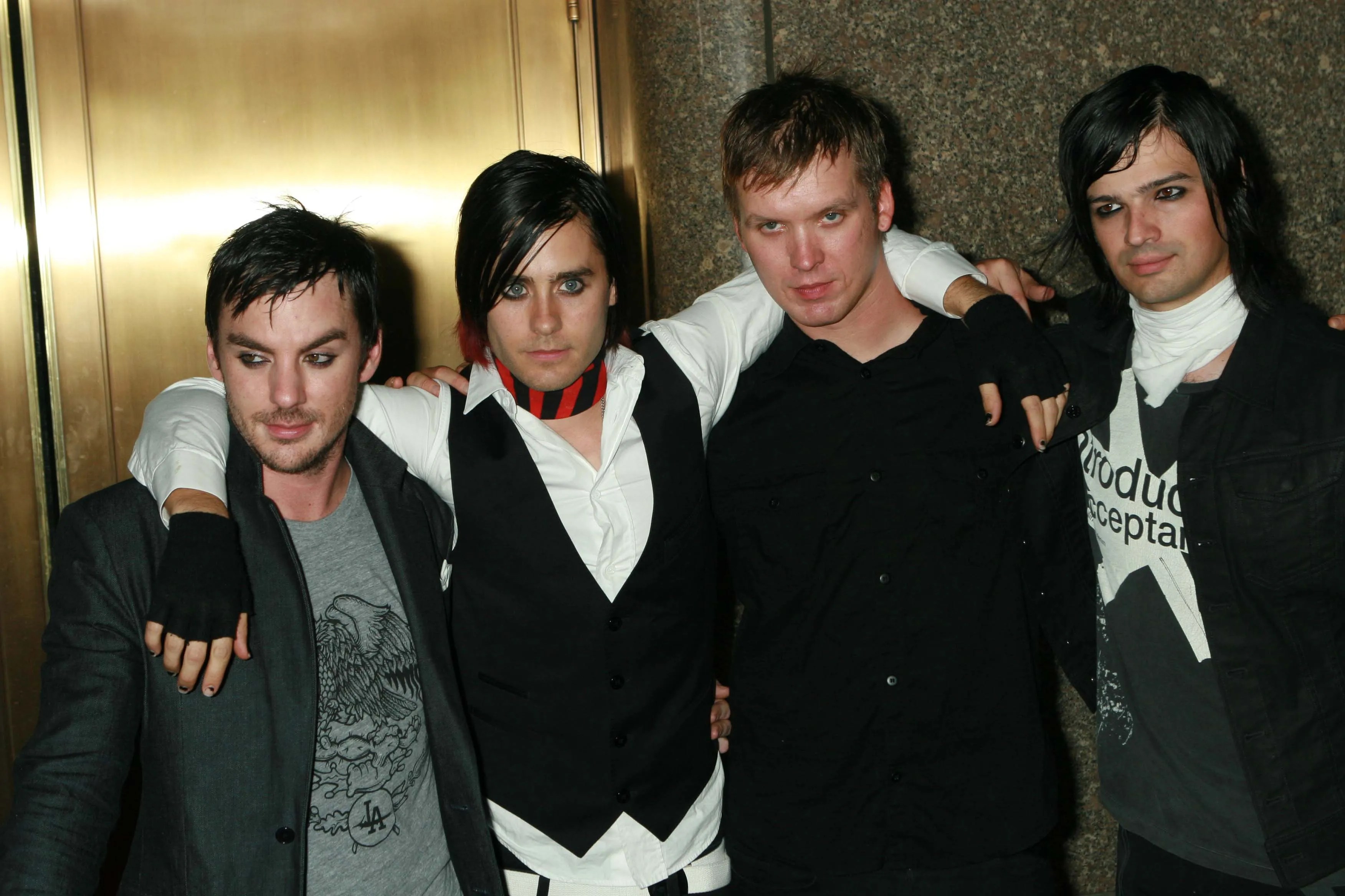 Fans Want Jared Leto Canceled Over Similar Cult Leadership With Russell Brand