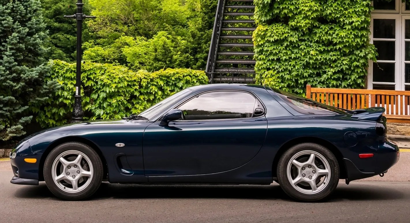 Mazda RX7 (FD) Performance, Price, and Photos