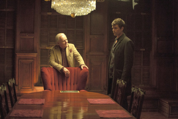 Review ‘Misconduct’ Stars Josh Duhamel and Anthony Hopkins in a Tale