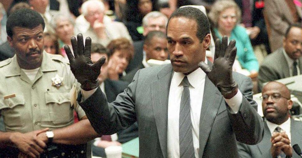 O.J. Simpson Made in America, Made by TV The New York Times(03)