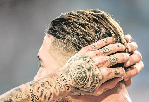 Sergio Ramos, La Leyenda Escrita En La Piel 349_x_510_jpg