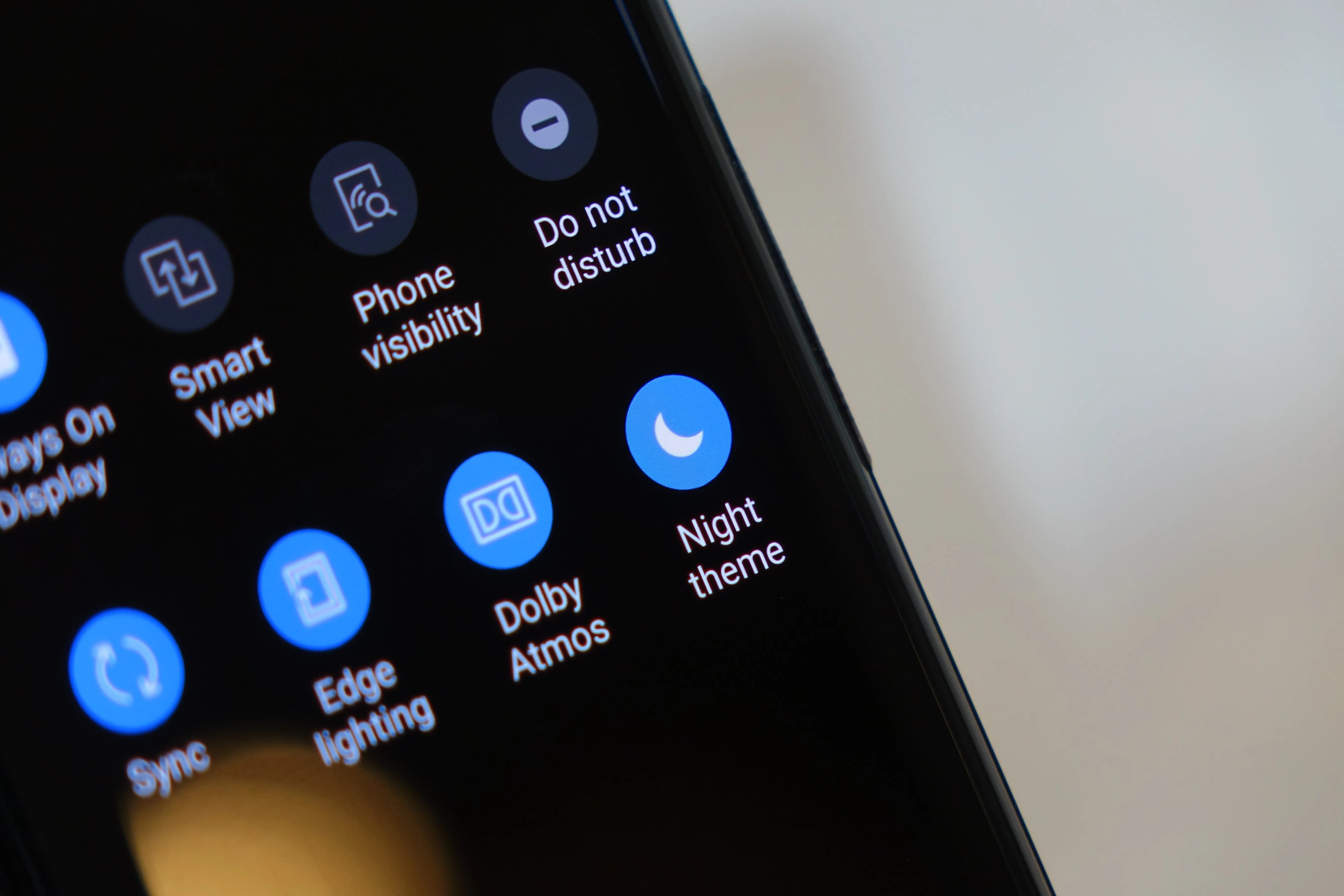 Gallery Take a look at Samsung's new "Night theme" dark mode for