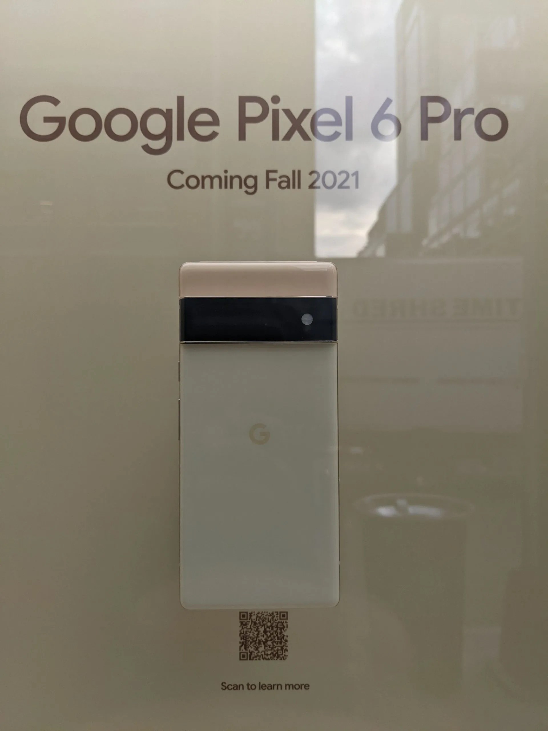Google's NYC store is the only place on Earth to see the Pixel 6 (right