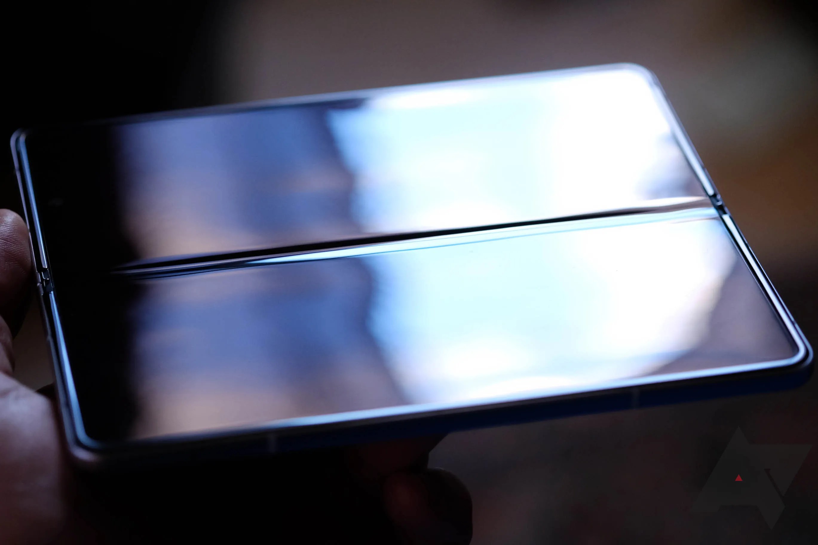 Galaxy Z Fold3 Screen angle