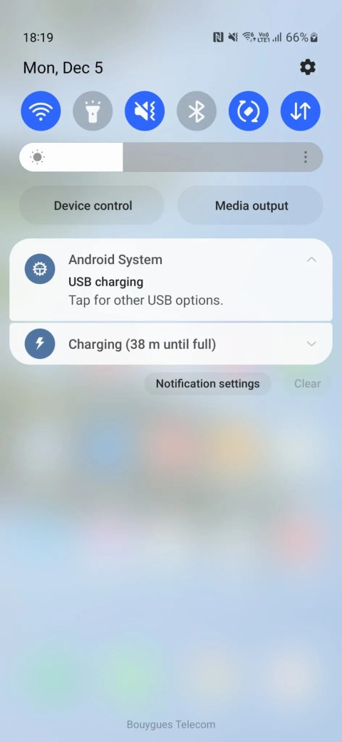 Screenshot of the Android notifications showing the USB options